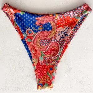 NWT Skatie Kelly Bottom